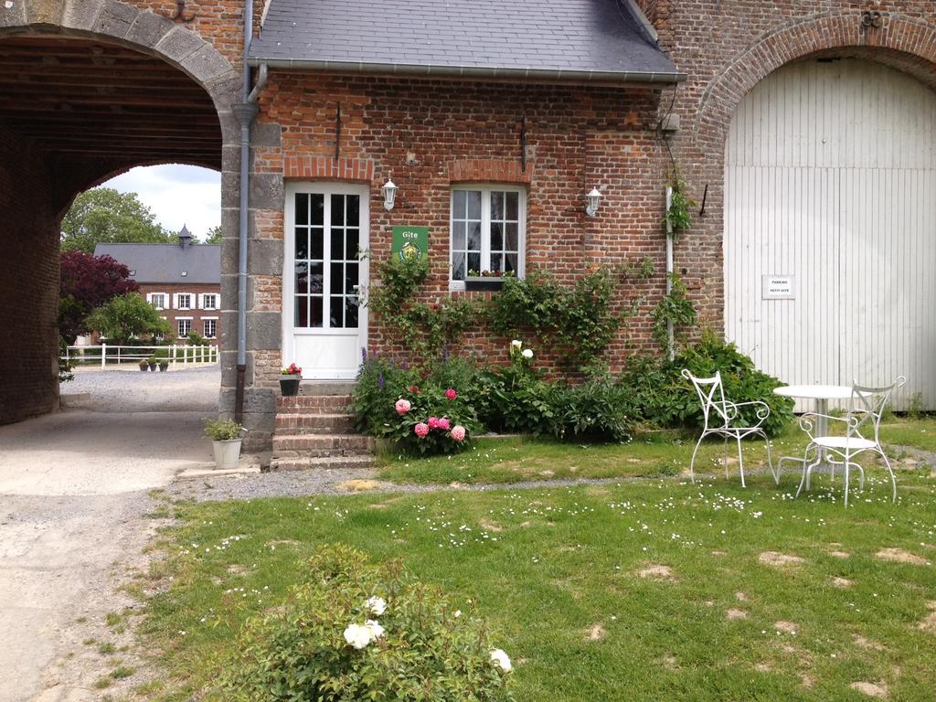 Les Chambres De Ribeaufontaine Dorengt Exteriör bild